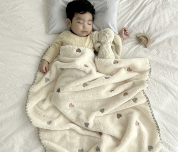 Korean Style Baby Flannel Blanket for Newborns & Kids|Specifications: (35*51 Inchi) Korean Style Baby Flannel Blanket for Newborns & Kids|Specifications: (35*51 Inchi)