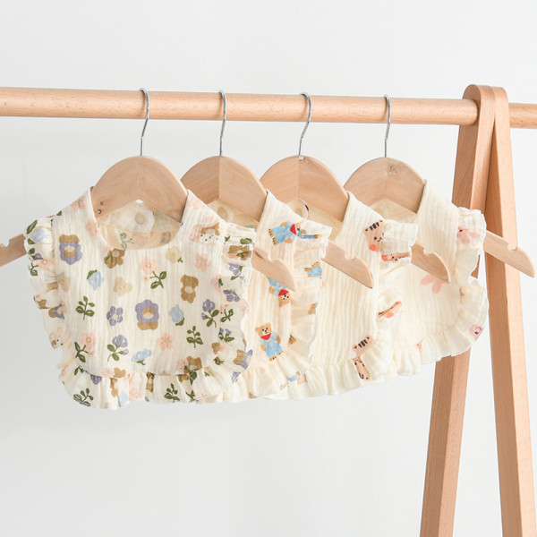 4 Pcs Korean Style Baby Feeding Bib | 0-1 Year | Random Print 4 Pcs Korean Style Baby Feeding Bib | 0-1 Year | Random Print